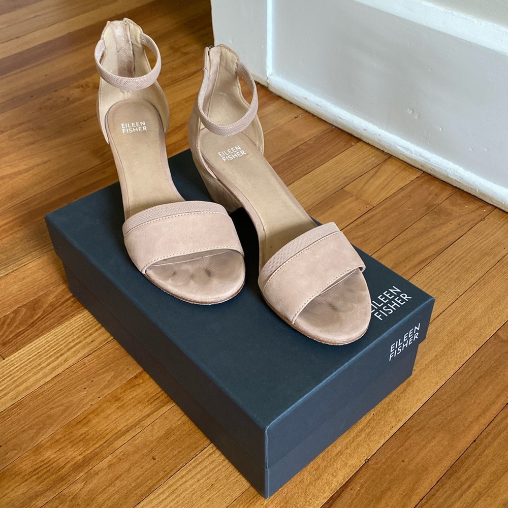 Eileen Fisher Mirth sandal; sz 8.5